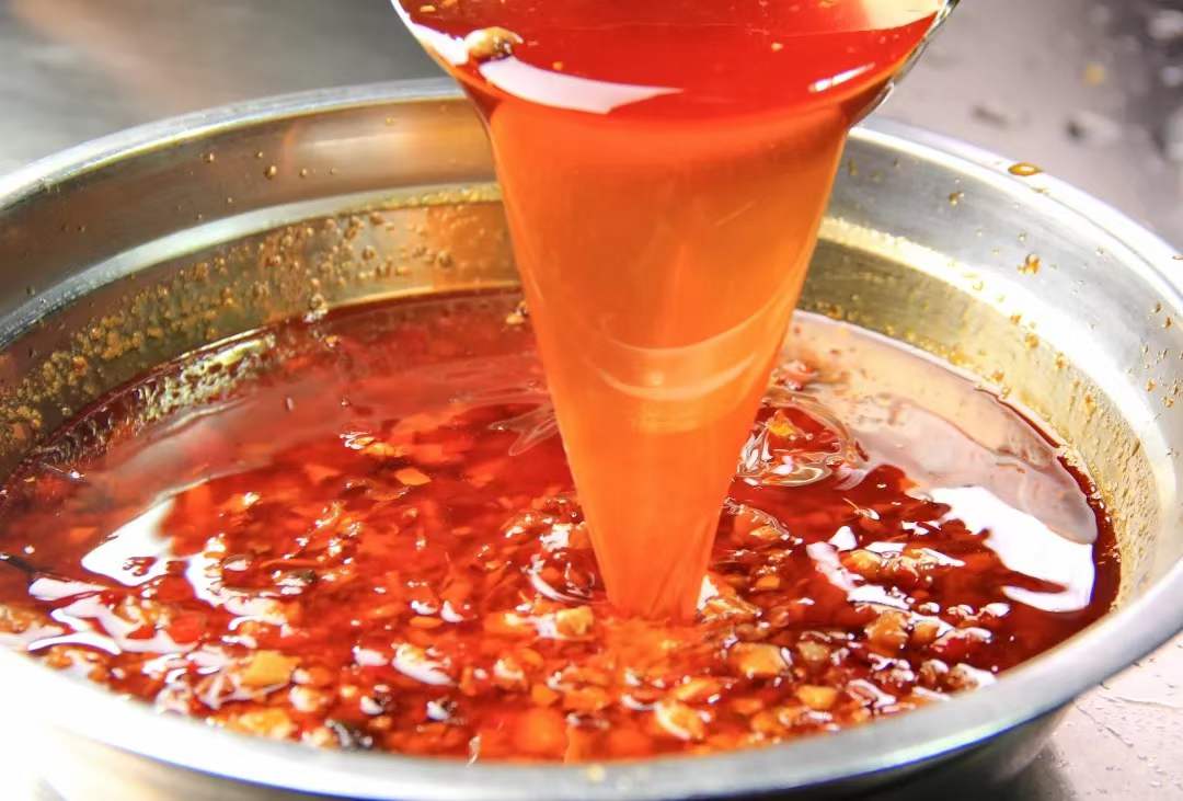 酸萝卜鸡杂火锅+饭，泡椒油/泡椒料技术配方视频教程