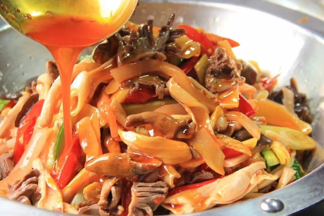 酸萝卜鸡杂火锅+饭，泡椒油/泡椒料技术配方视频教程