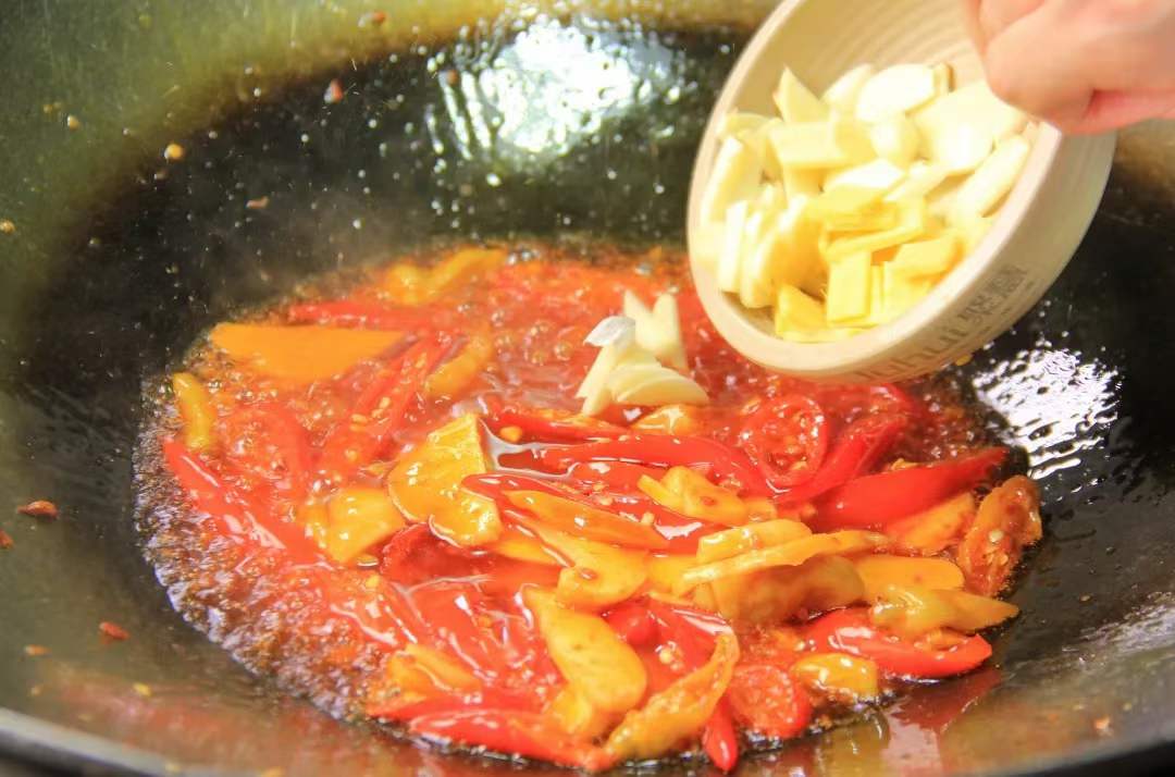 酸萝卜鸡杂火锅+饭，泡椒油/泡椒料技术配方视频教程