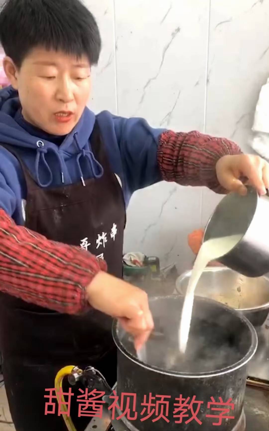 徐州鱼哥炸串技术配方油炸串串秘制商用酱料撒料鱼哥小吃培训视频教程