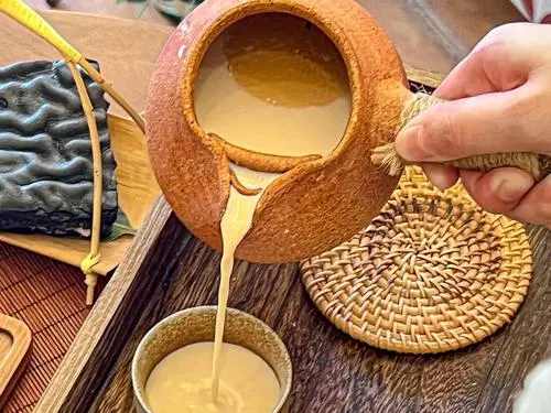 网红小吃瓦罐罐烤奶技术配方秋冬热饮地摊小吃桃胶炖奶培训教程