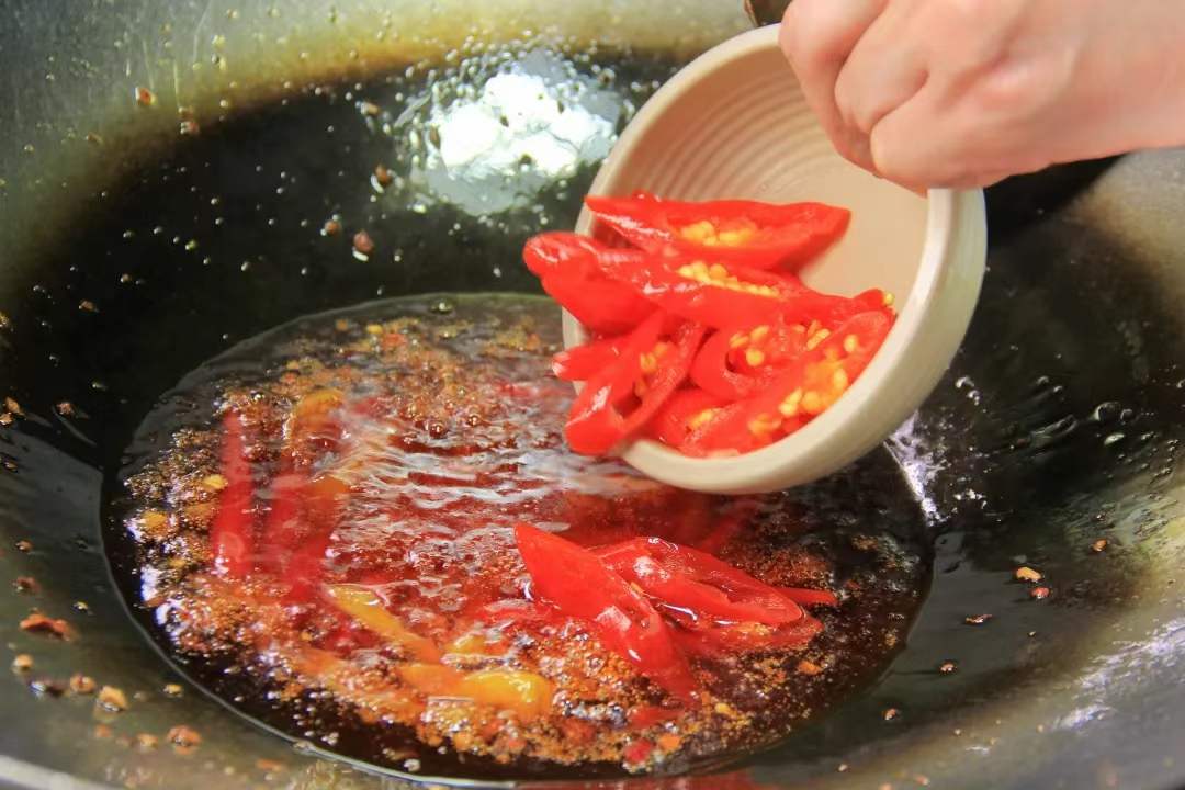 酸萝卜鸡杂火锅+饭，泡椒油/泡椒料技术配方视频教程