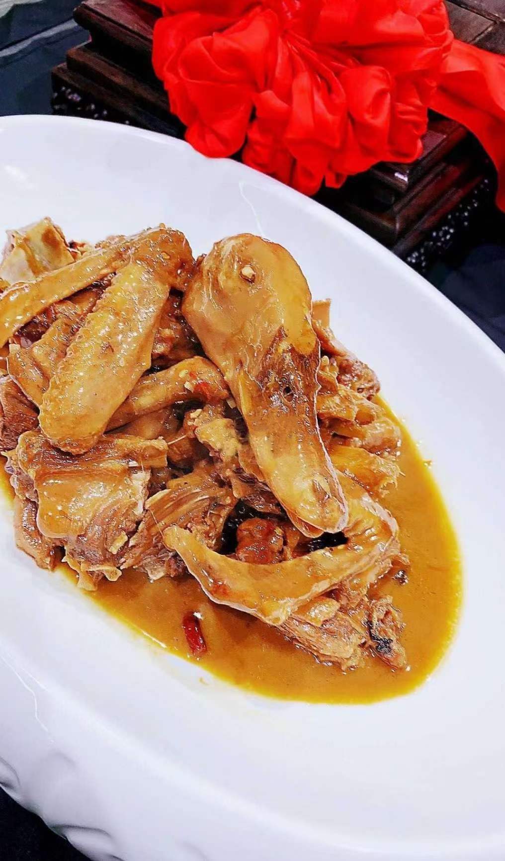 特色名菜姜母鸭做法技术配方秘方 如何做姜母鸭 怎么做姜母鸭小吃教程