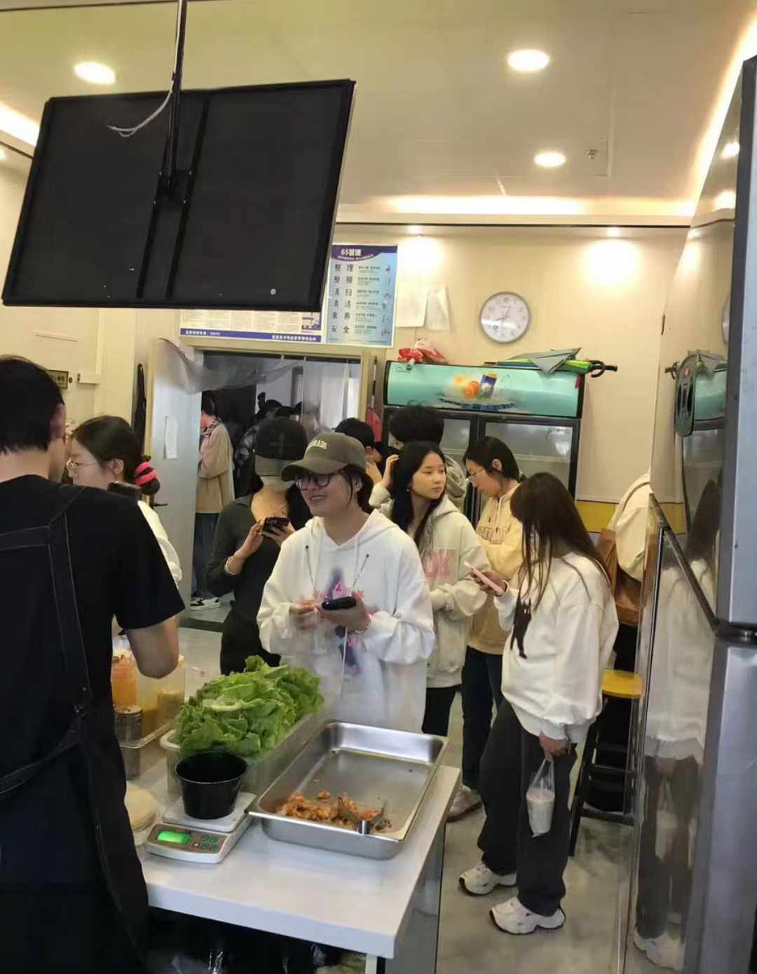 路边地摊网红香酥鸡柳卷饼小吃技术配方教程小吃培训视频酱料教学