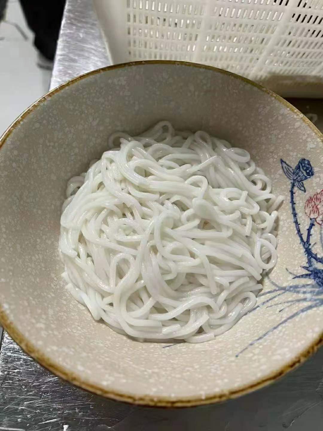 贵州花溪牛肉粉技术配方教程培训商用摆摊网红小吃高汤配料方法